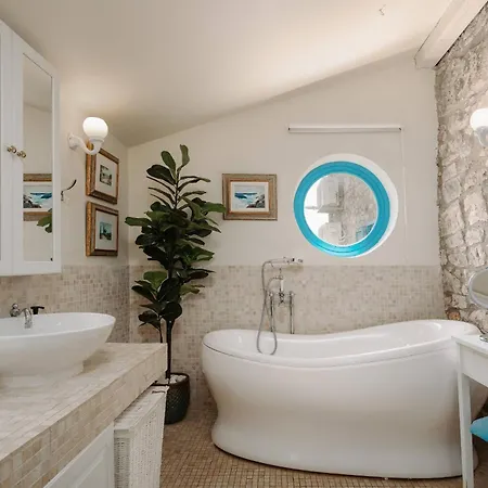 Villa Istrian Garden *