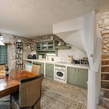 Villa Istrian Garden *